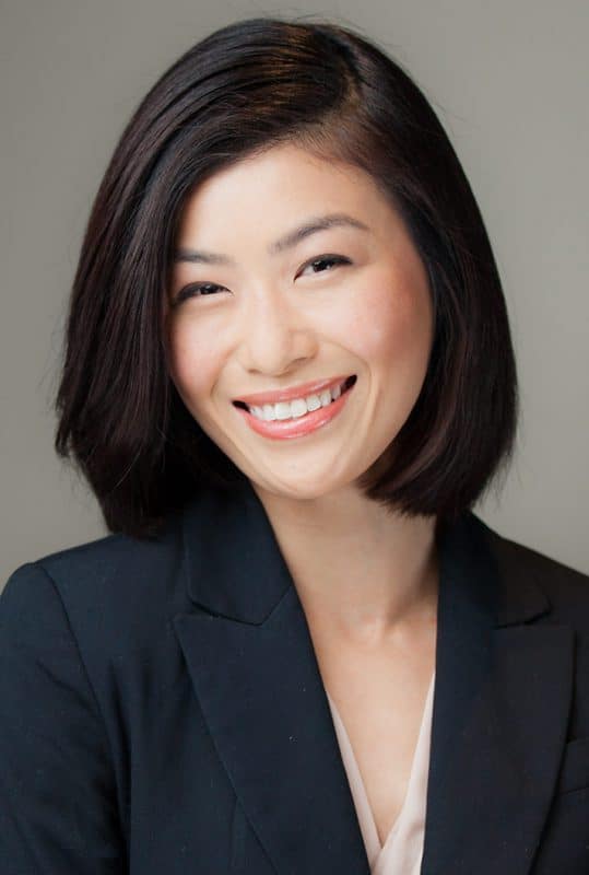 professional headshot in Sydney of asian lady